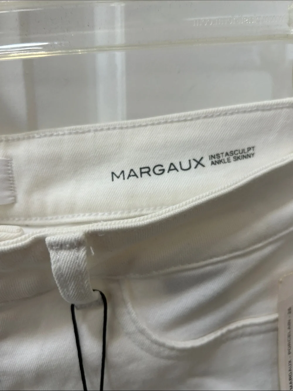 DL1961 Off-White Skinny Ankle Jeans